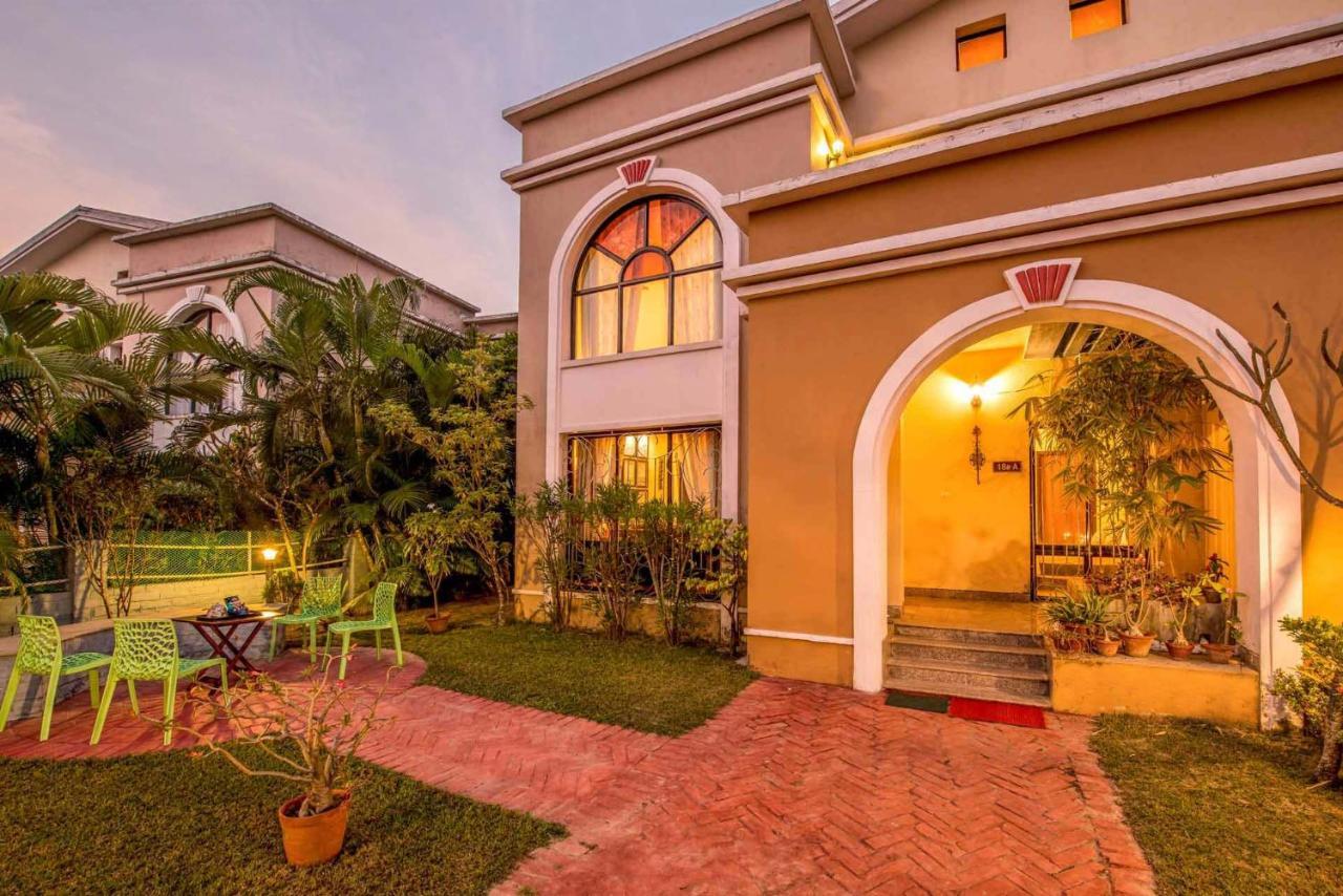 Taruchaya By Veo - Part Of Stayvista Raichak Exterior photo